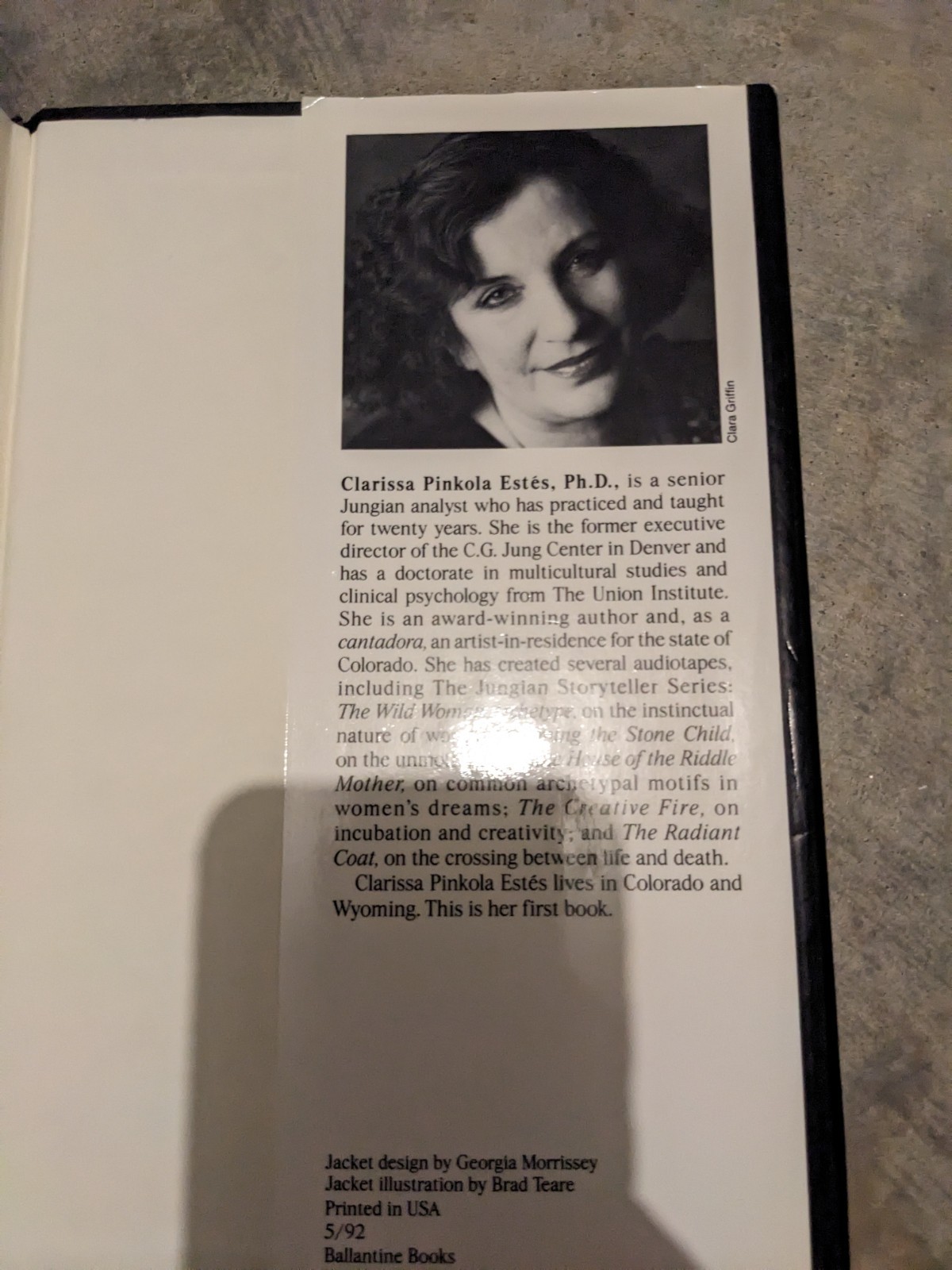 Women Who Run with the Wolves by Clarissa Pinkola Estés (1992, Hardcover) 1st