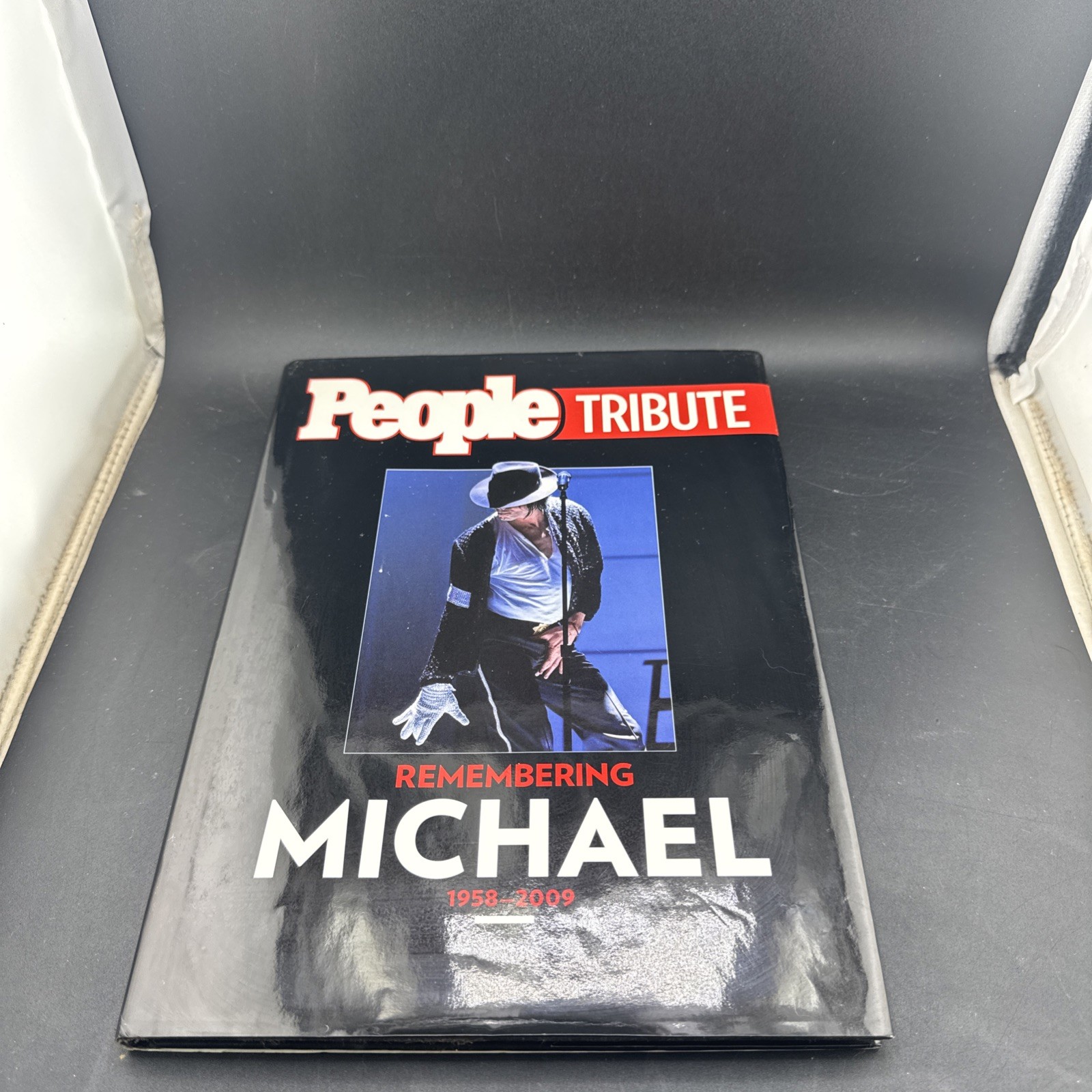 PEOPLE TRIBUTE: REMEMBERING MICHAEL (1958-2009)