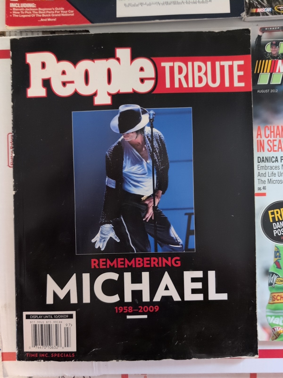 People Tribute Magazine 2009 Michael Jackson T8#300