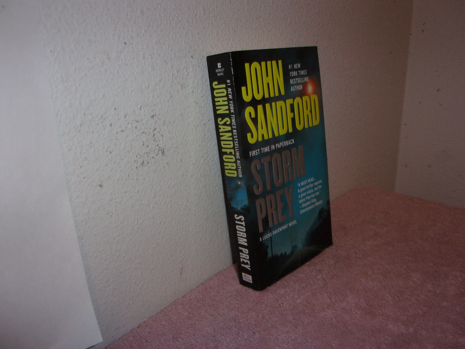 A Prey Novel Ser.: Storm Prey by John Sandford (2011, Trade Paperback)