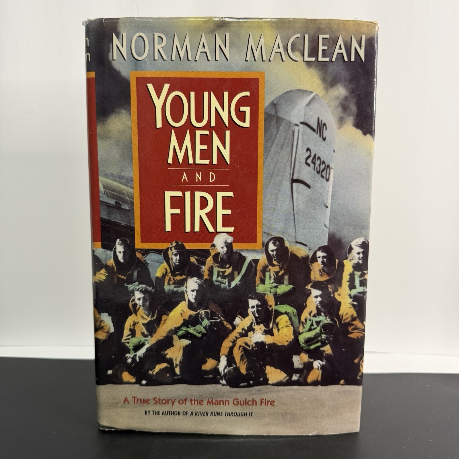 YOUNG MEN AND FIRE Norman Maclean 1992 FIRST Edition/Printing HC Mann Gulch Fire