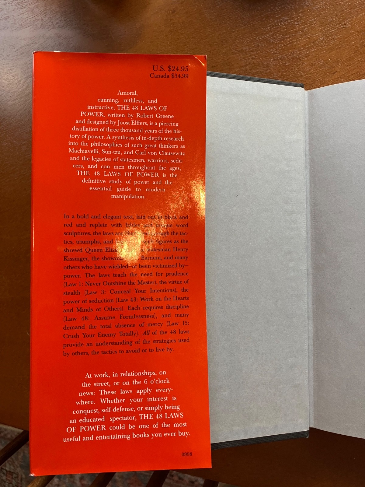 Robert Greene & Joost Elffers, The 48 Laws of Power, First Edition