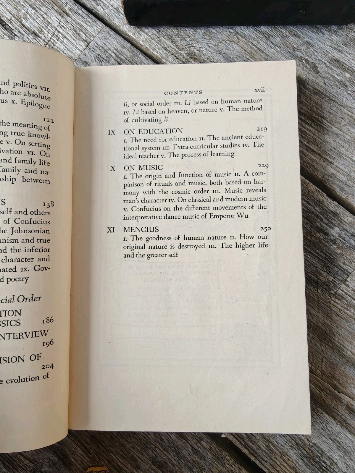 80-Year-Old FIRST ILLUSTRATED Modern Library SLIPCASE Wisdom of Confucius