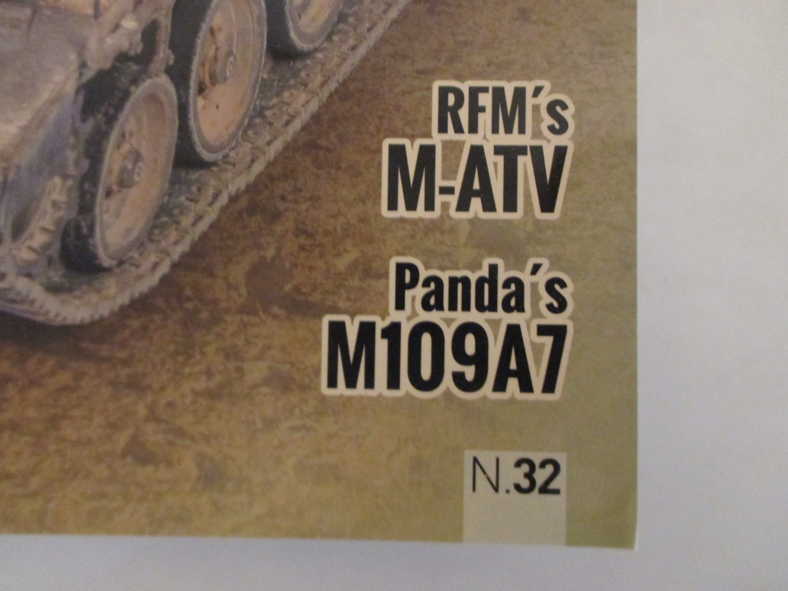 Abrams Squad 32 – Modeling Magazine, 72 pages