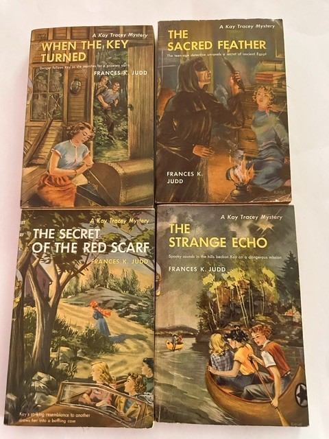 Lot of 4 Vintage 1950’s Kay Tracey paperback mystery books- Frances K Judd