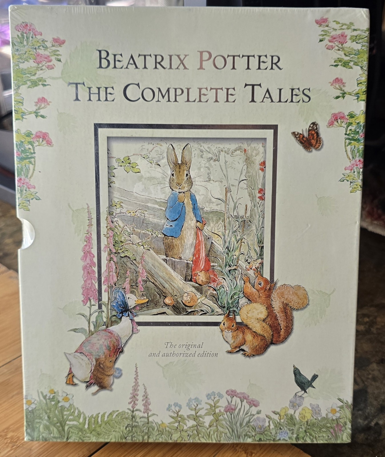 BEATRIX POTTER THE COMPLETE TALES (PETER RABBIT) 2006 – ORIGINAL NEW SEALED