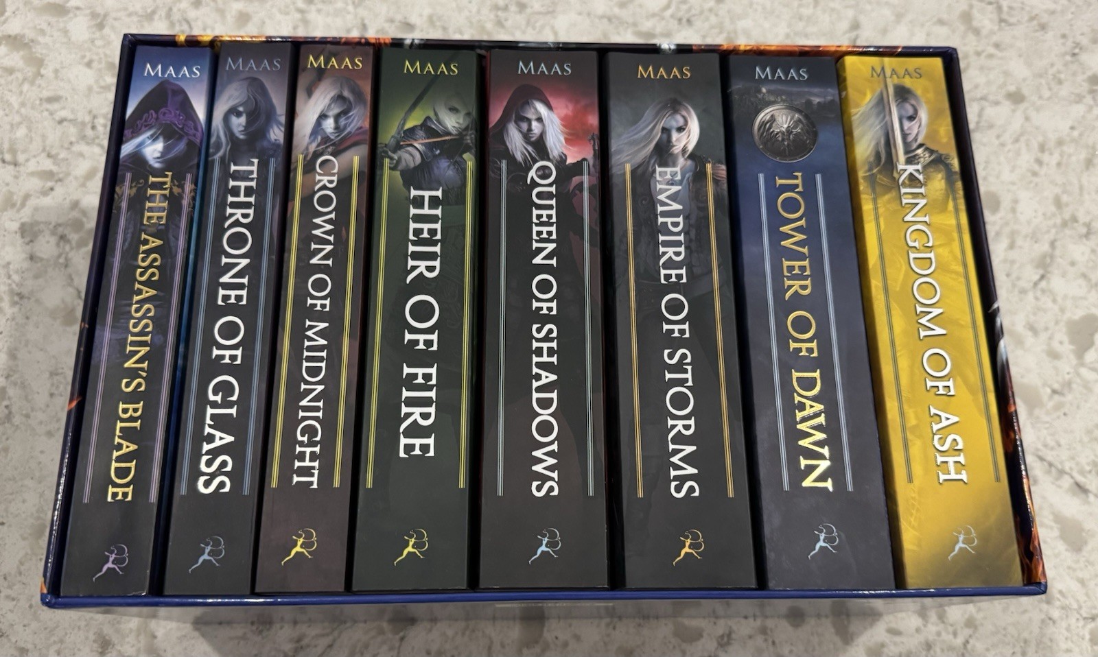 Throne of Glass Box Set by Sarah J. Maas (2019, Trade Paperback)