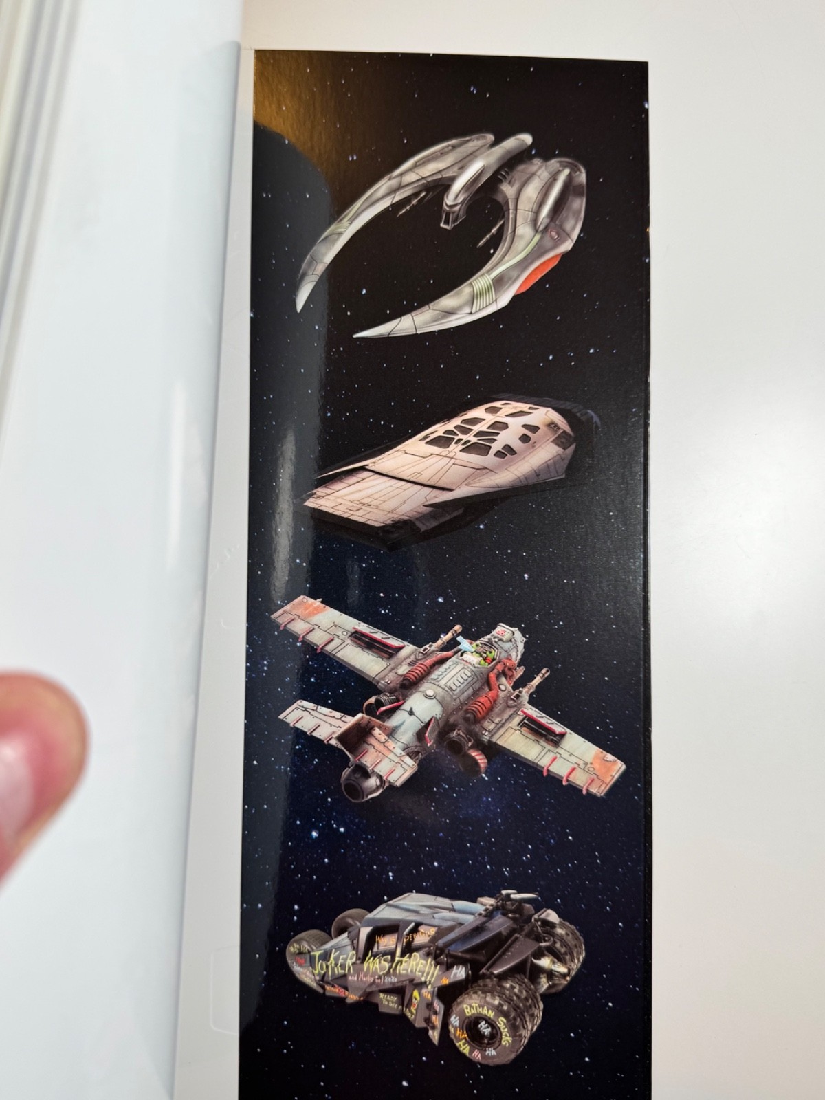 Gravity 1.0: SciFi Modeling’s Perfect Guide 2000’s – 180 pages of Tutorials