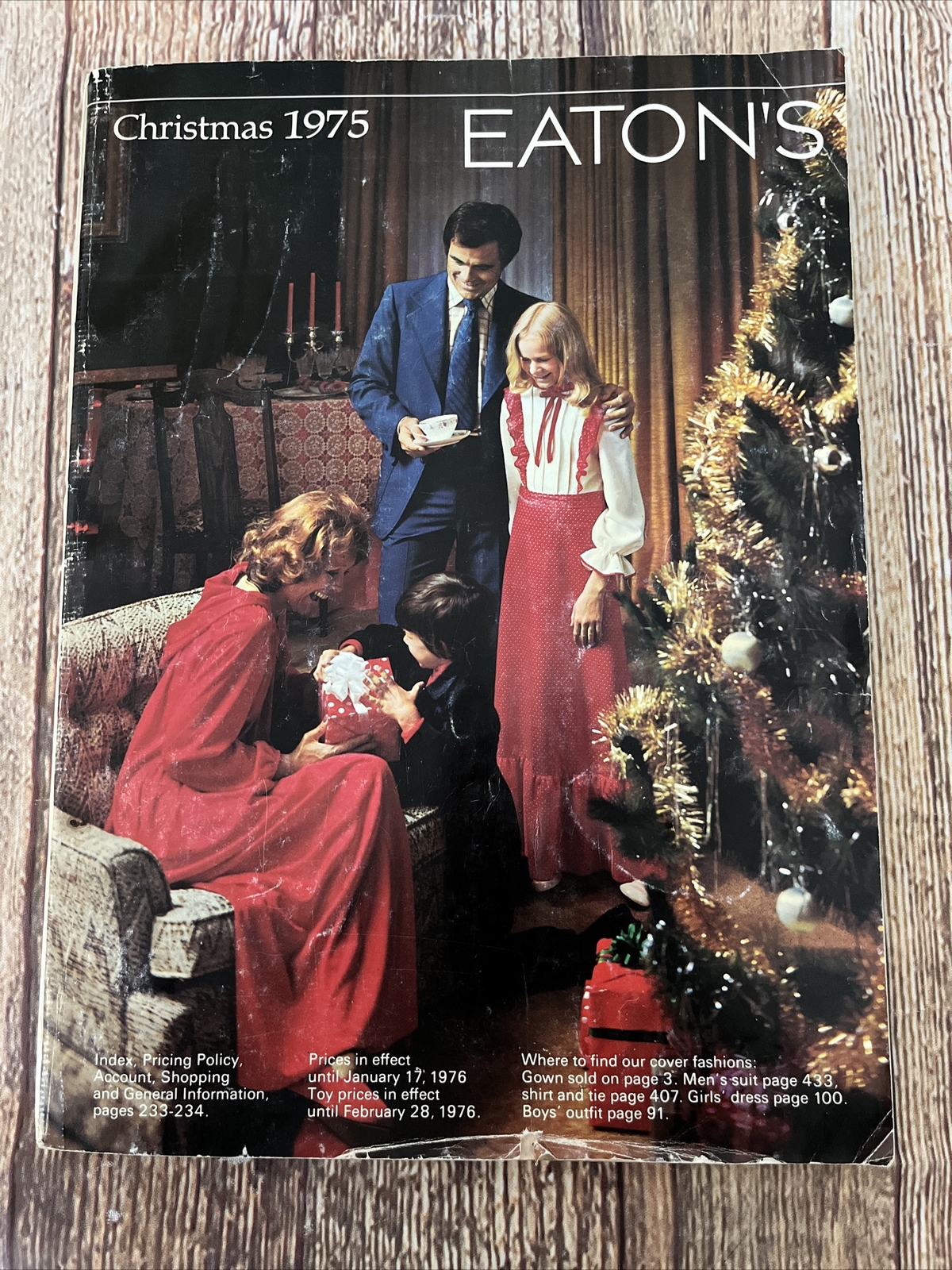 Vintage 1975 Eaton’s Christmas Catalog Fashion Electronics Furniture 435 Pages