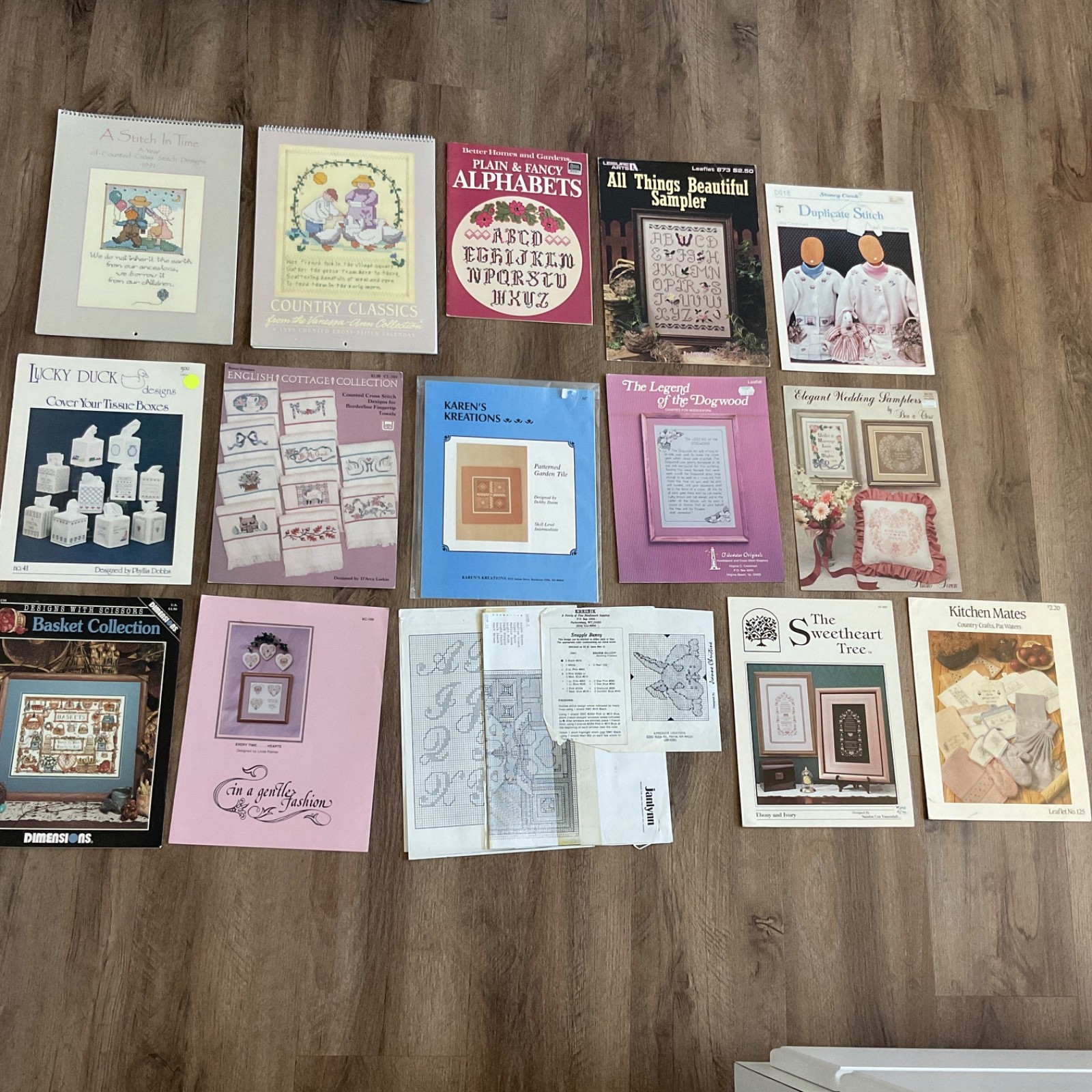 VTG Cross-Stitch Needlepoint Book Lot Calendars Leaflet Alphabet Pattern Project