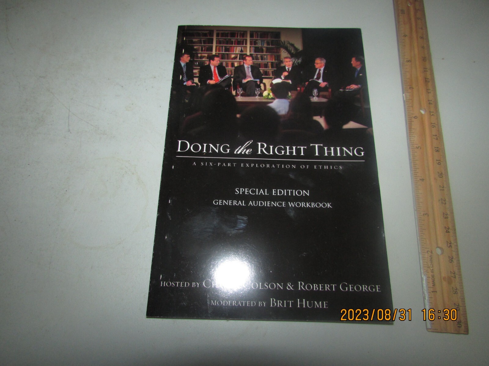 Doing the Right Thing General Audience Workbook by Robert George (2011, Trade Pa