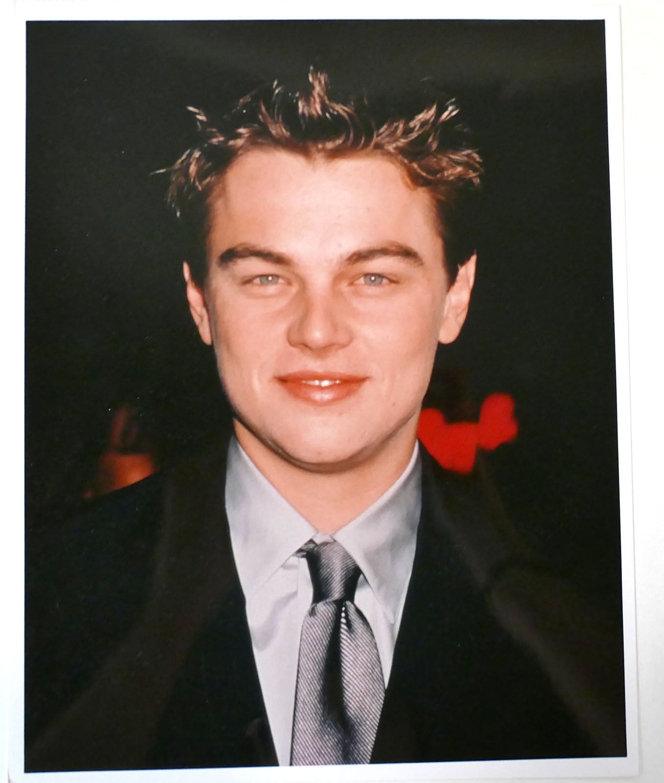 Leonardo Dicaprio LEONARDO DICAPRIO 8 X 10 INCH PHOTOGRAPH