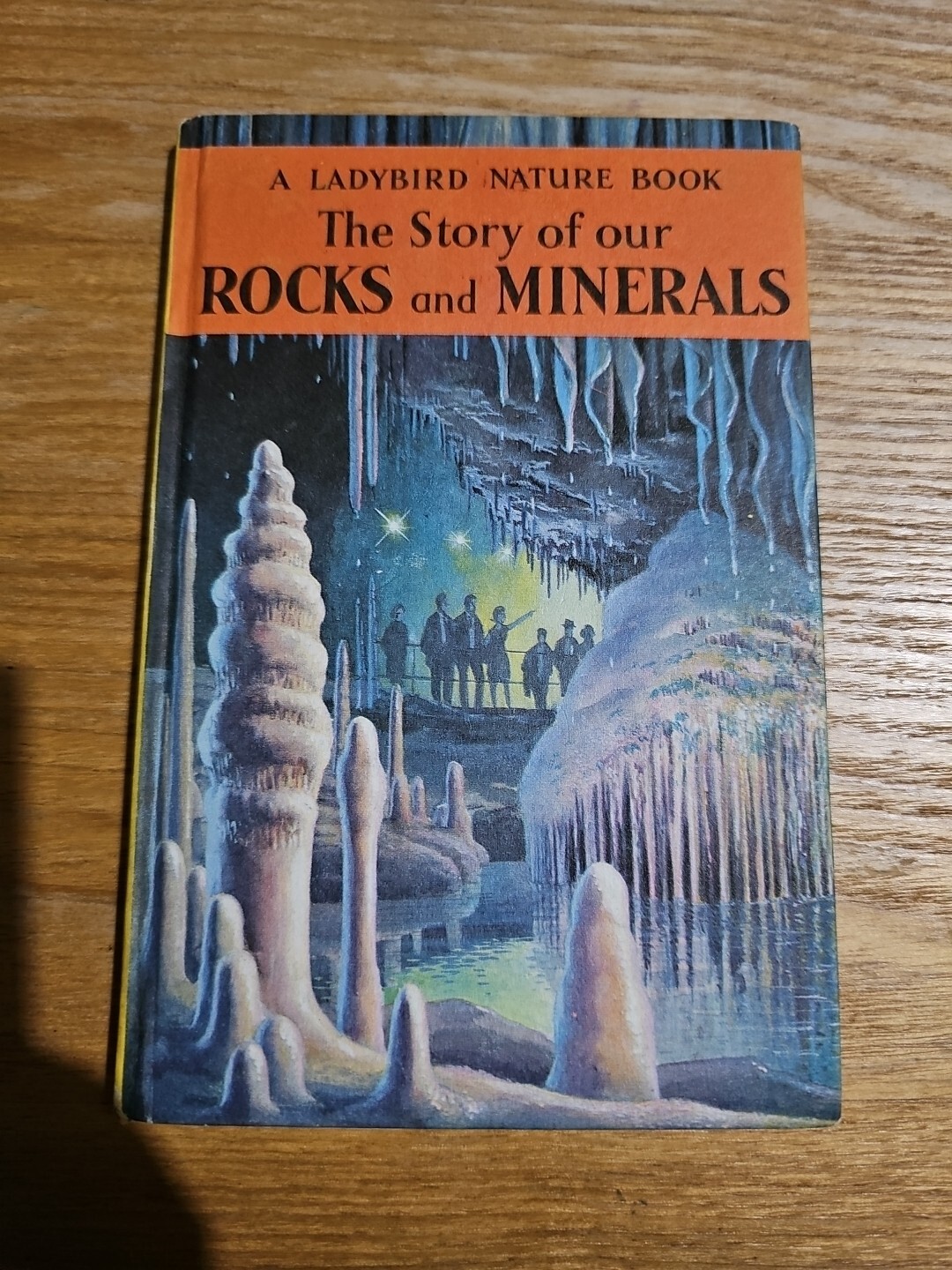 Vintage Ladybird Book Rocks and Minerals 1st Edition 2’6d good Robert Ayton M4