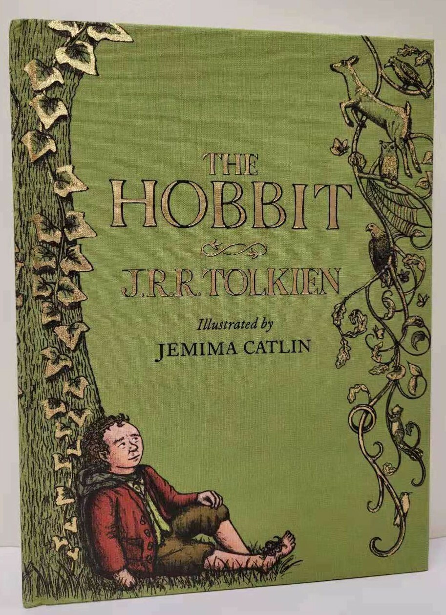 THE HOBBIT by J.R.R. Tolkien Illustrated Deluxe Clothbound Hardcover Brand NEW
