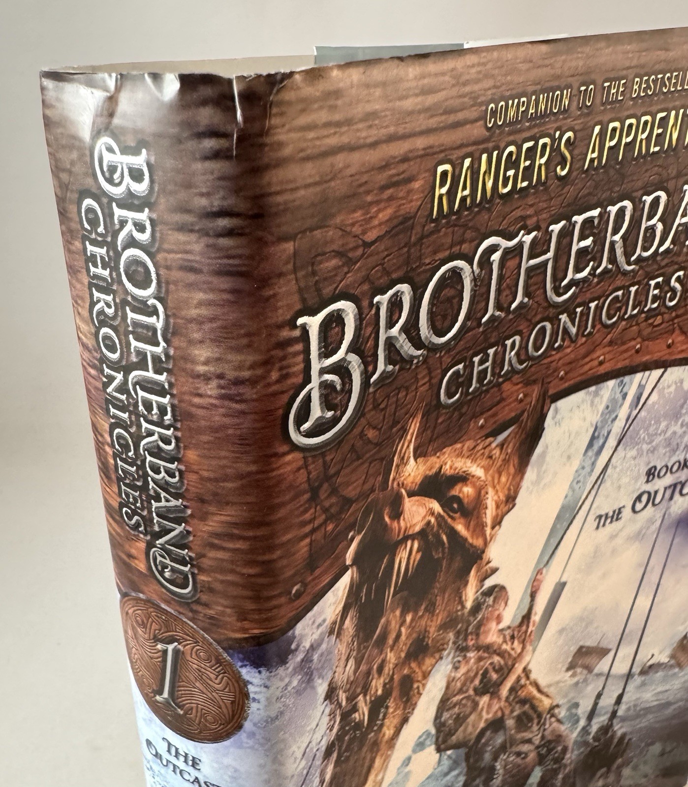Brotherband Chronicles-John Flanagan-SIGNED-Bk 1-The Outcasts-TRUE First Edition