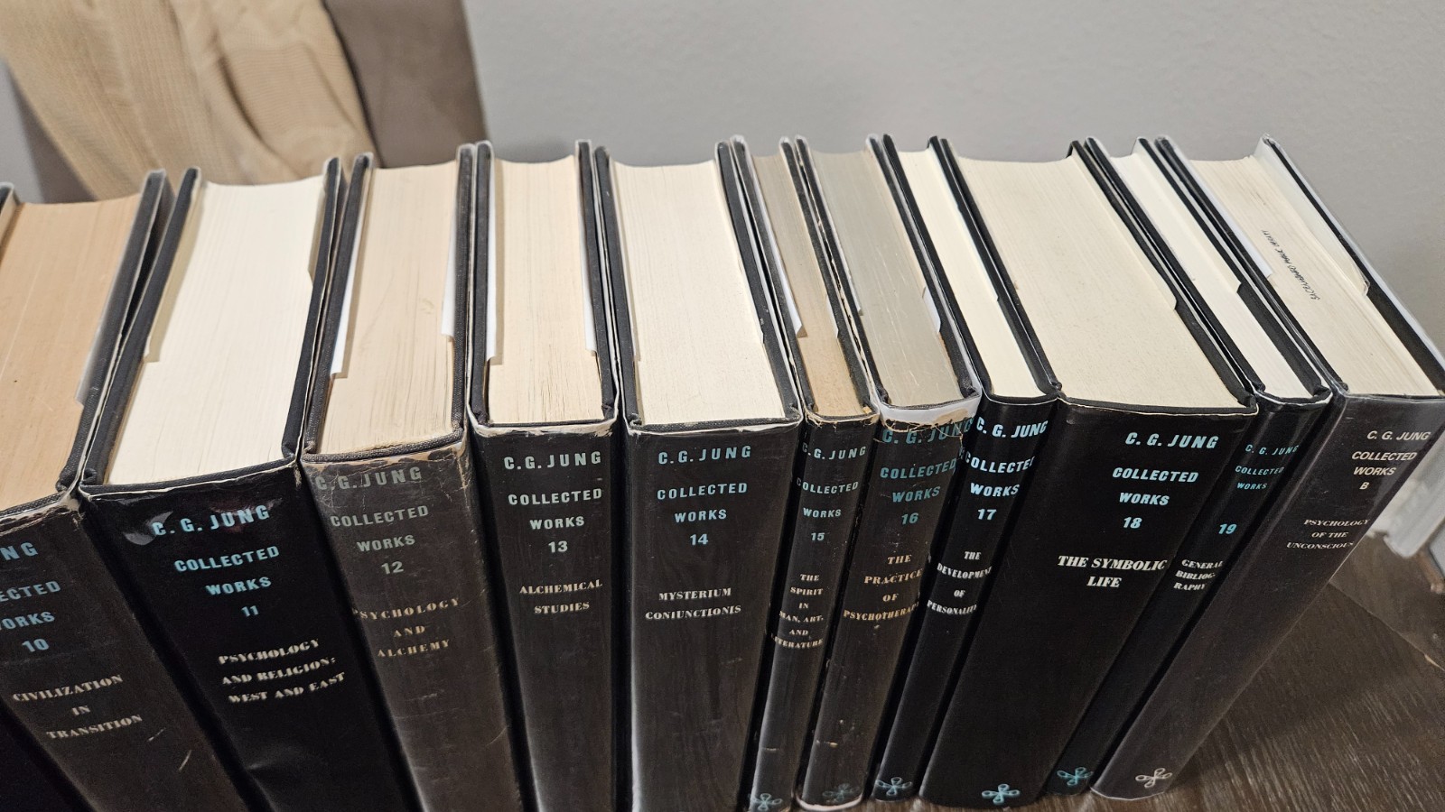 Collected Works of C. G. Jung Princeton University Press – 21 Volume Set