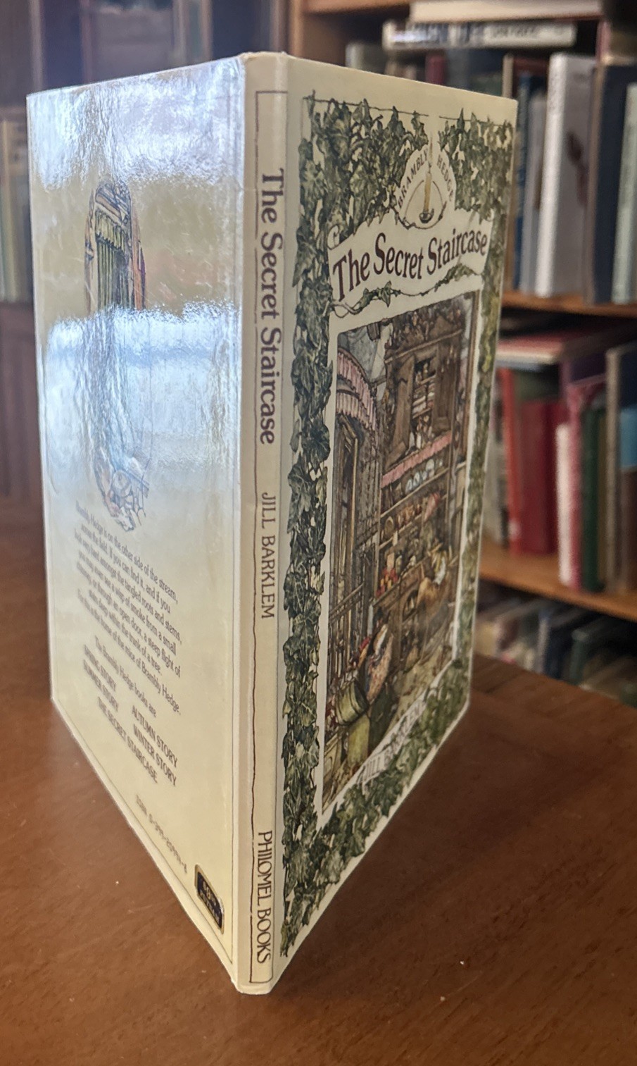 NEW The Secret Staircase Hardcover Jill Barklem 1983 1st Ed HCDJ Brambly Hedge