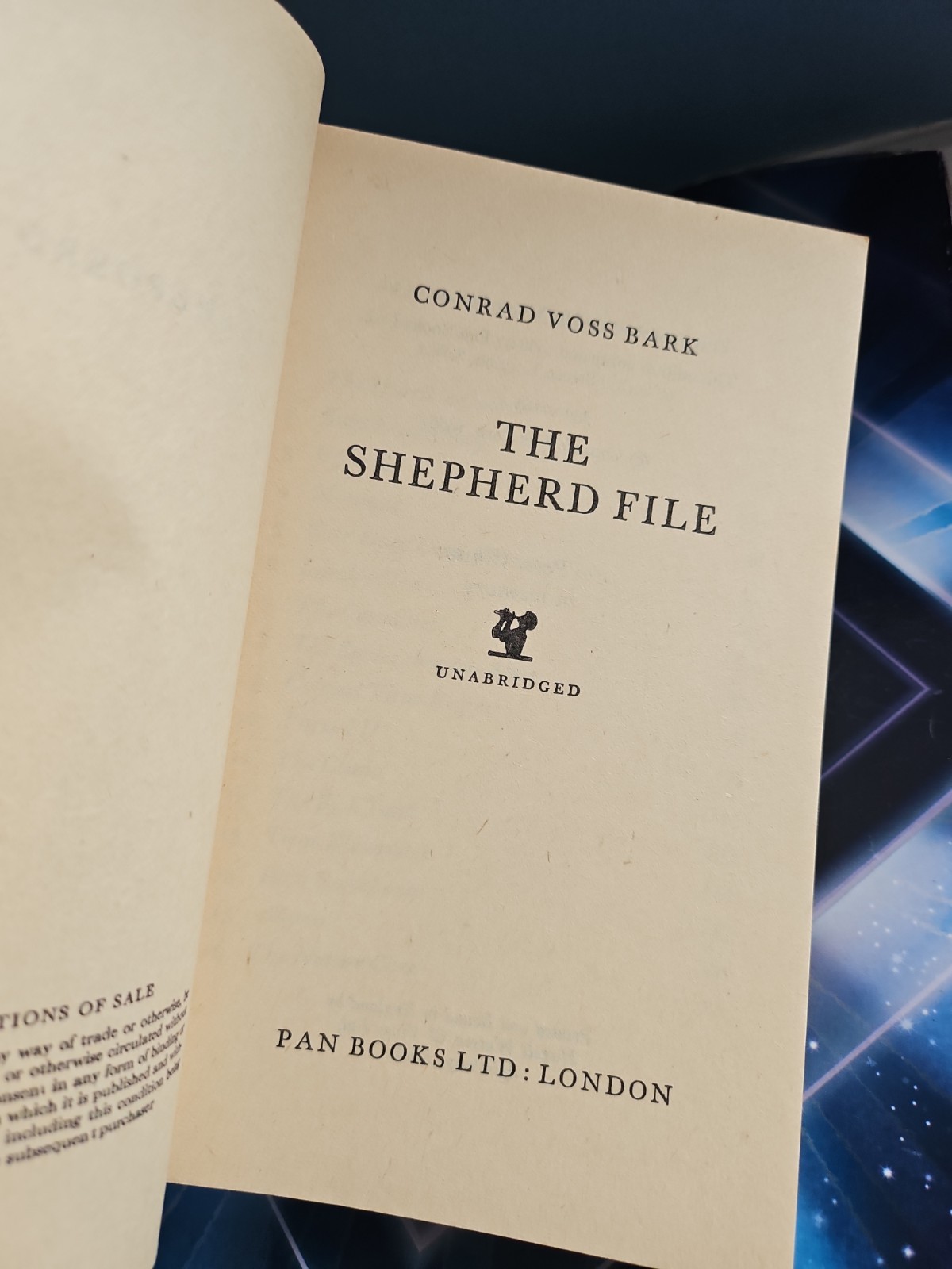 Conrad Vose Bark. The Shepherd File. Pan Books, Crime Thriller 1966