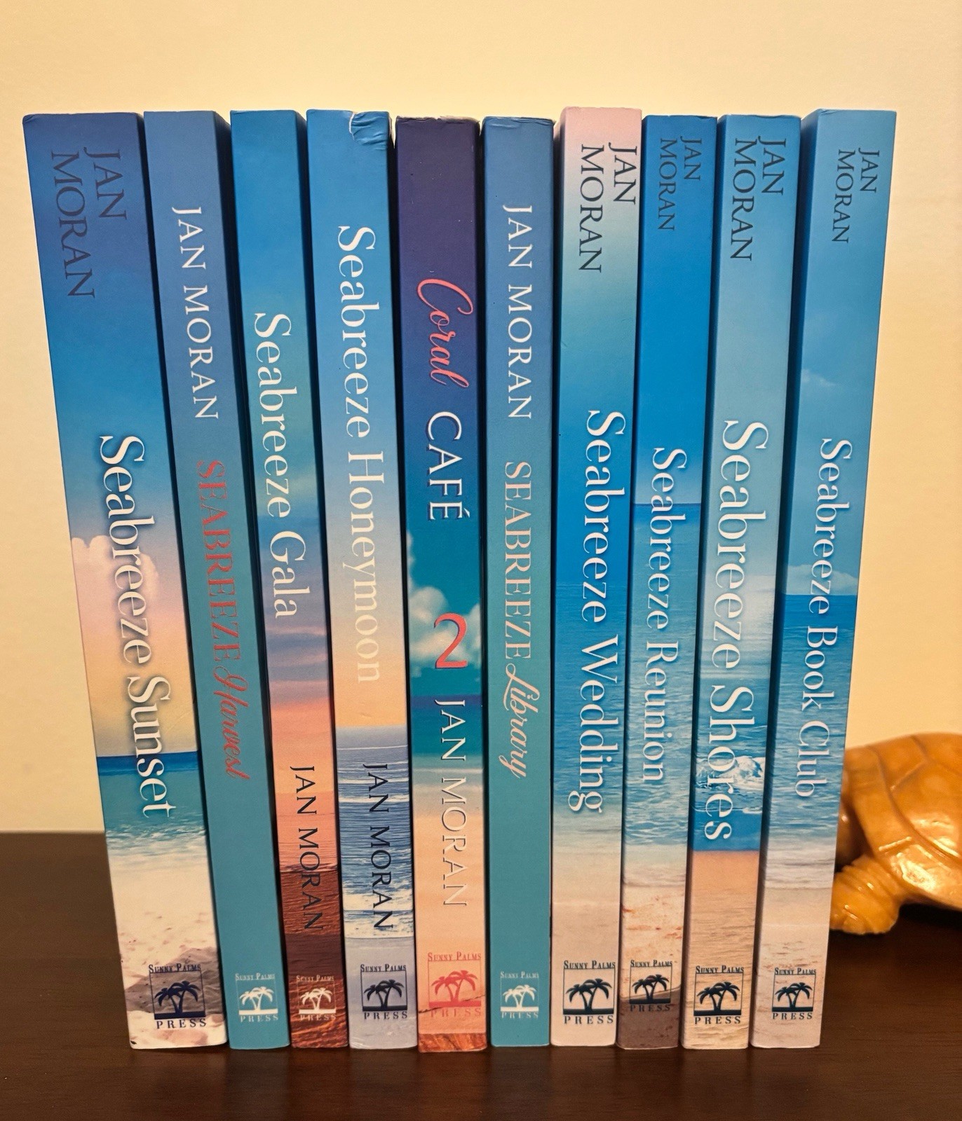 10 JAN MORAN Books: Seabreeze/Summer Beach Series – Trade PB