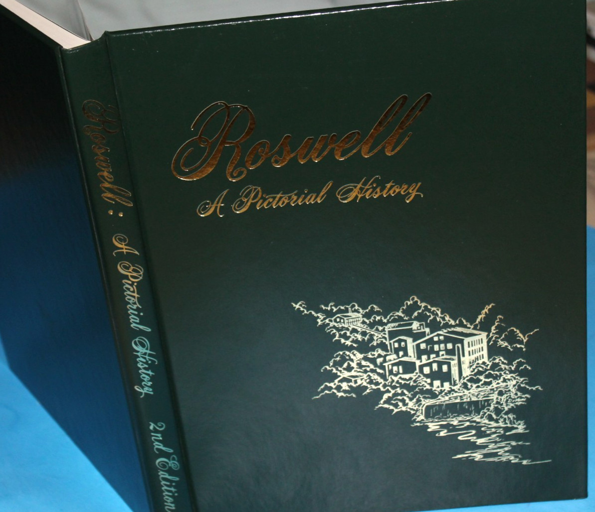 ROSWELL (Georgia) : A Pictorial History 2nd Edition Revised & Expanded (1994)