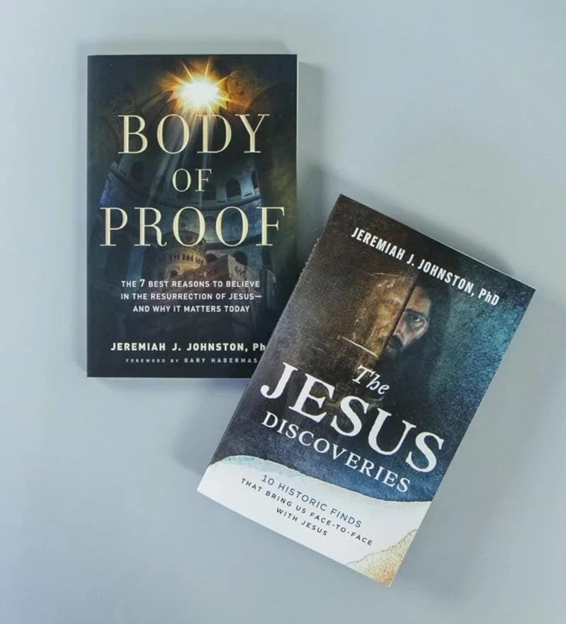 2 book combo by Jeremiah J. Johnston Jesus Discoveries,Body of Proof Paperback