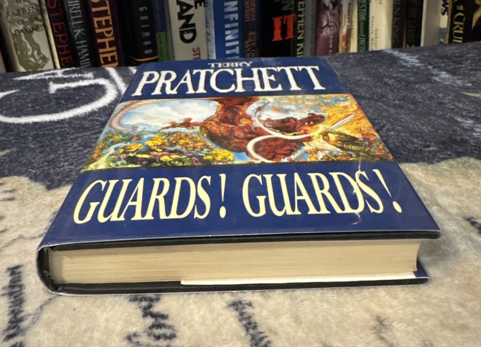 Guards! Guards! by Terry Pratchett (1997, Hardcover) Gollancz Reprint, VG, HCDJ