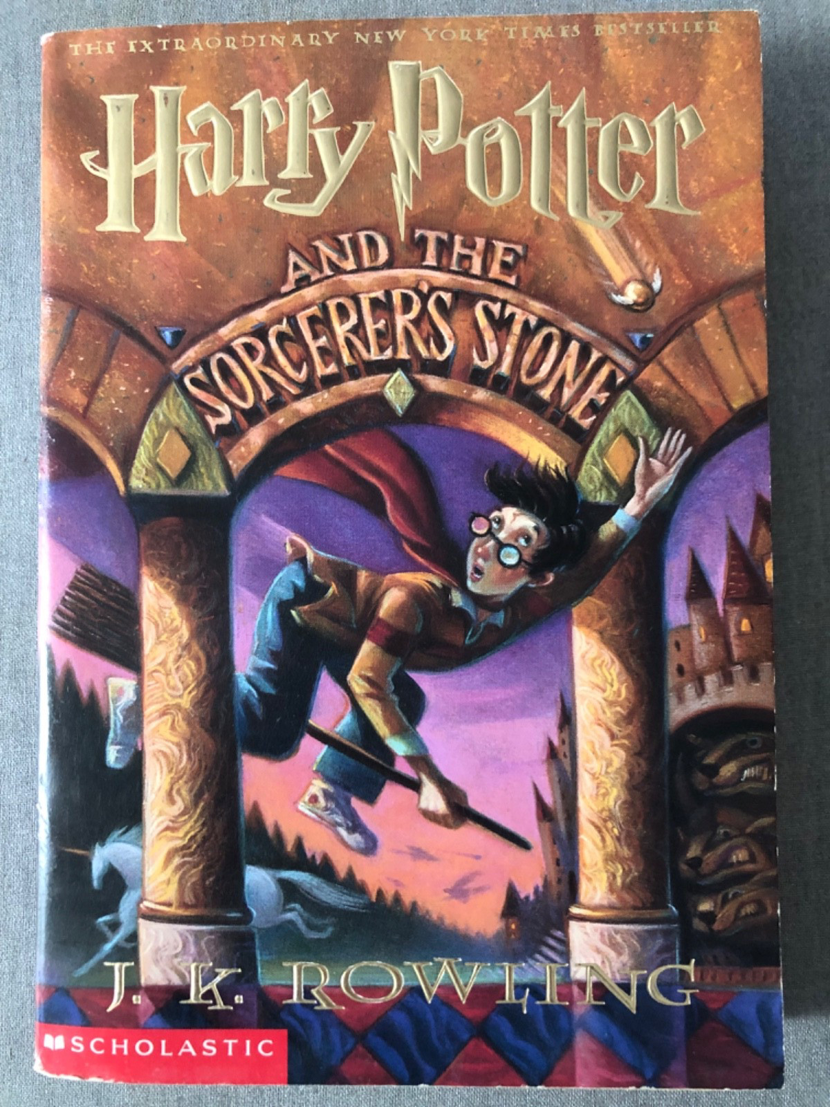 Harry Potter and the Sorcerers Stone – Paperback By Rowling, JK – ACCEPTABLE