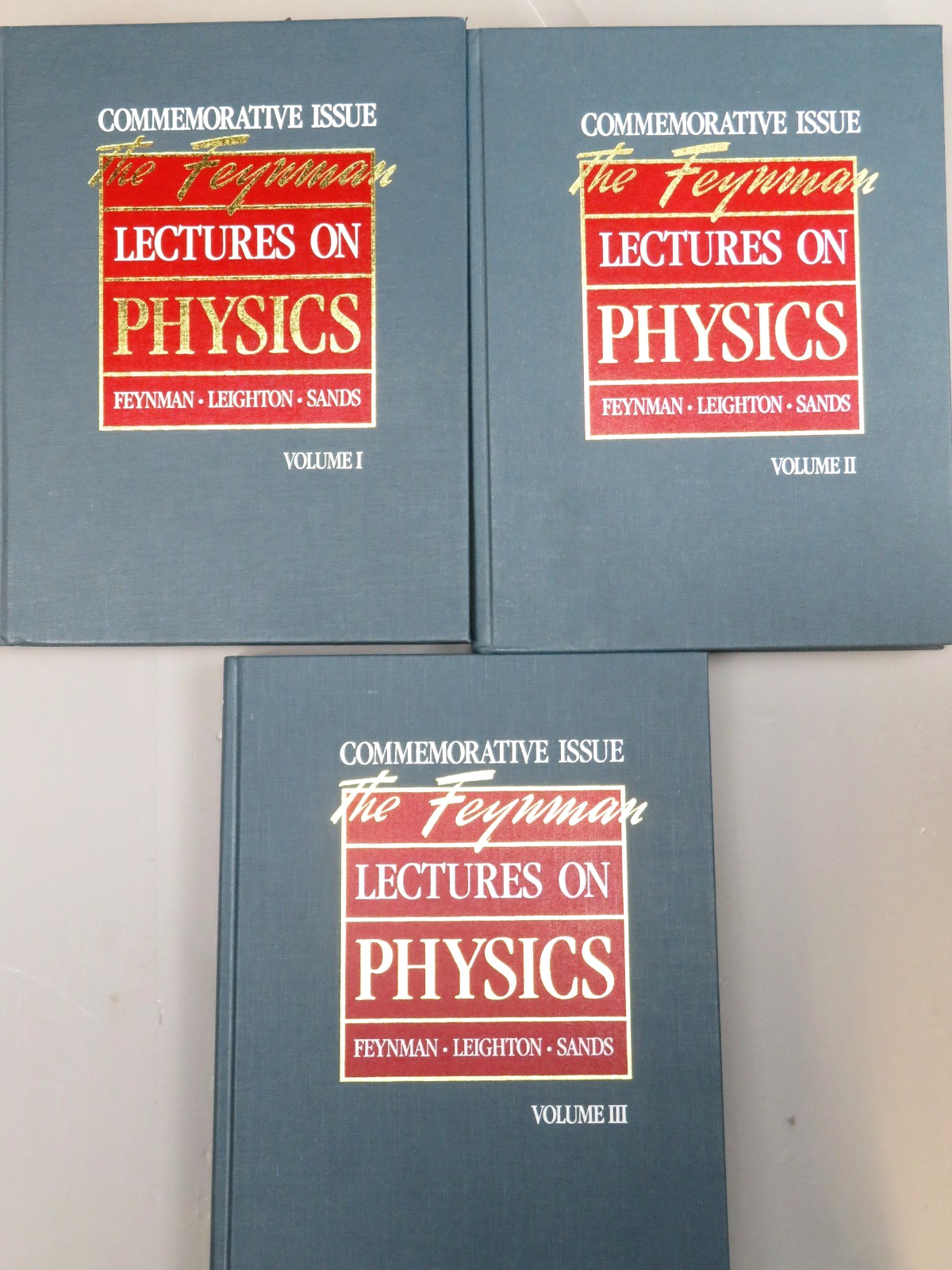 Feynman Lectures on Physics 1989 Commemorative 3 Vol Box Set HC Slip case