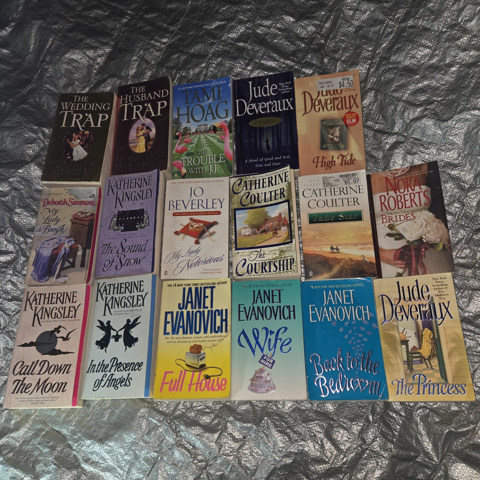 Mixed lot of 17 Romance Novels From Best Selling Authors Good Condition