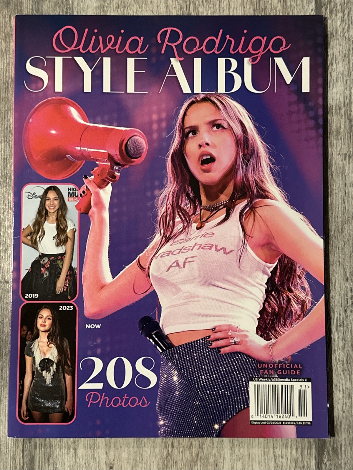 OLIVIA RODRIGO STYLE ALBUM SPECIAL EDITION 208 Photos FAN GUIDE 2025