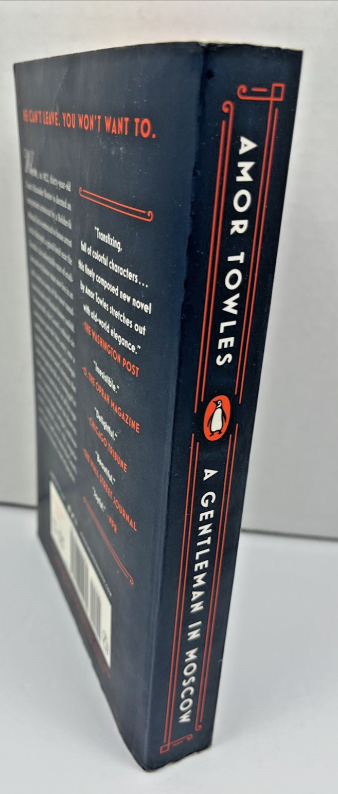 A Gentleman in Moscow Amor Towles PB Novel NY Times Bestseller Literary Fiction