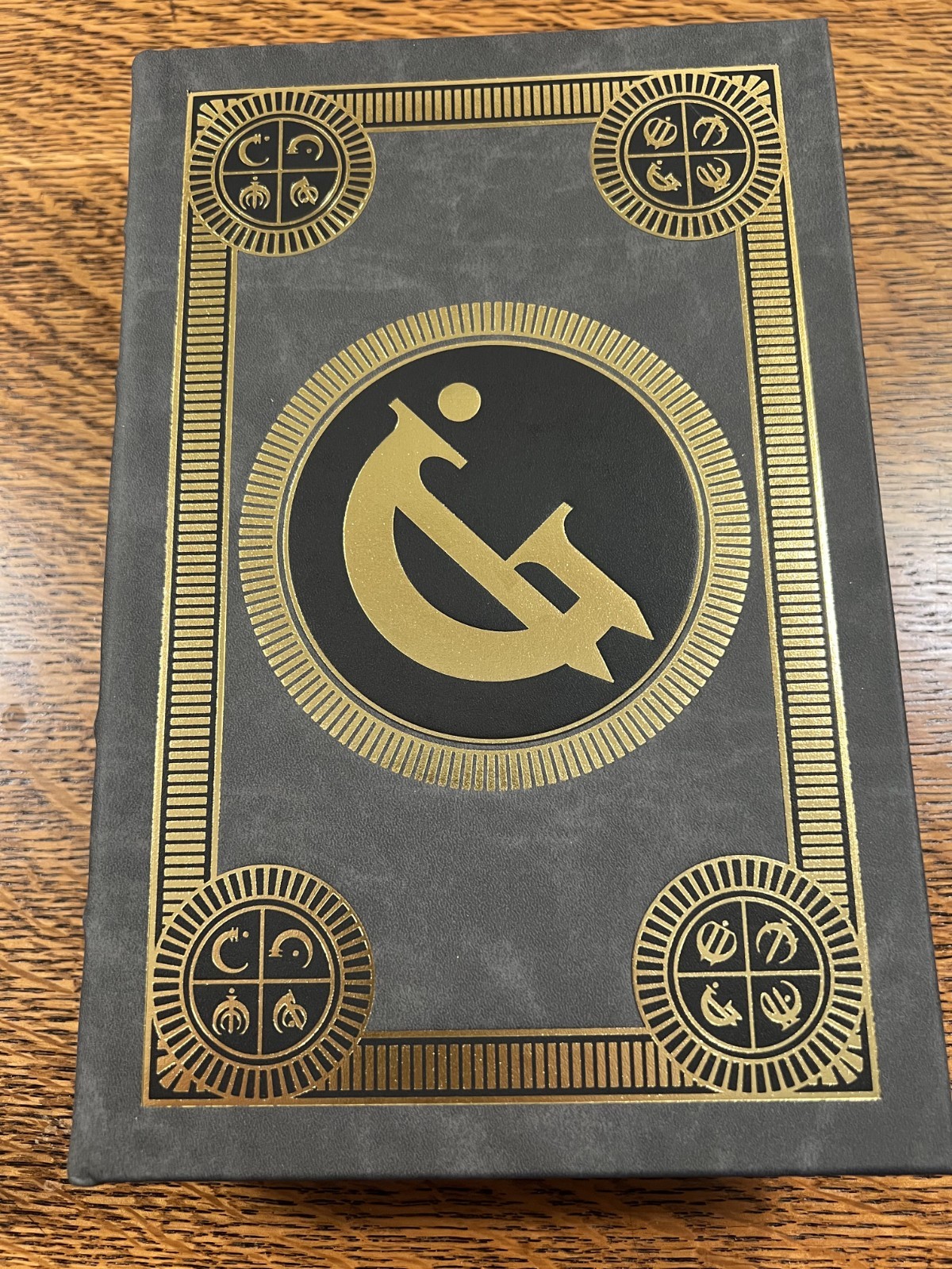 Mistborn The Lost Metal Dragonsteel Leatherbound Signed New Brandon Sanderson