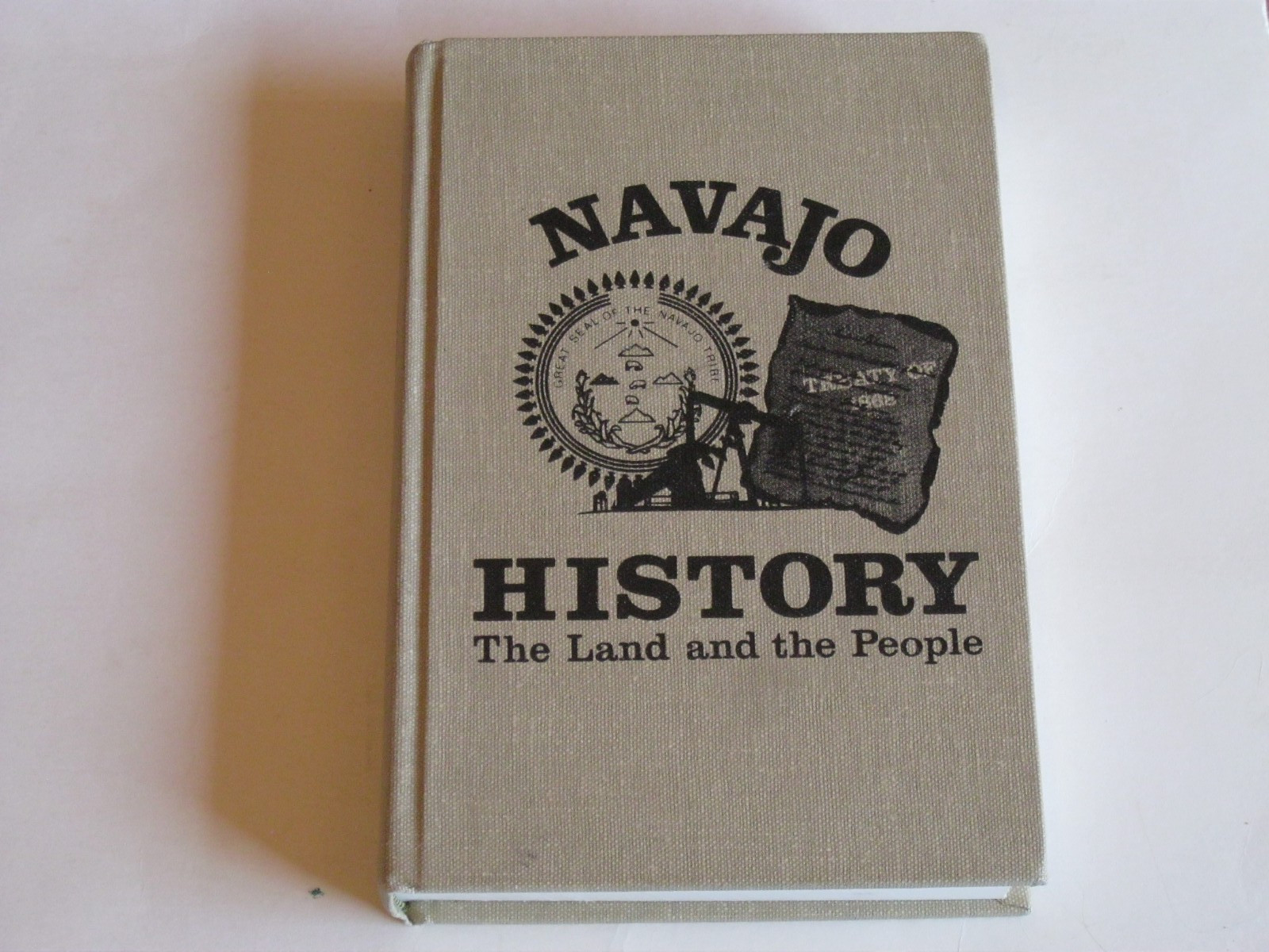 “Navajo History: The Land and the People” by Bill P. Acrey HC, 1988