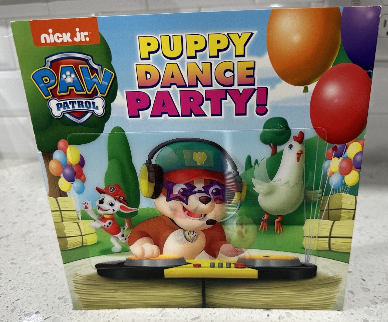 NEW Puppy Dance Party! PAW Patrol (Nick Jr.) Holographic Cover Book