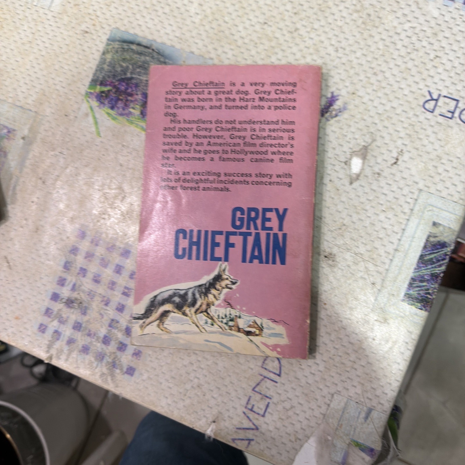 Grey Chieftain Book Joseph Chipperfield Vtg Armada Paperback Dog Alsatian 1965
