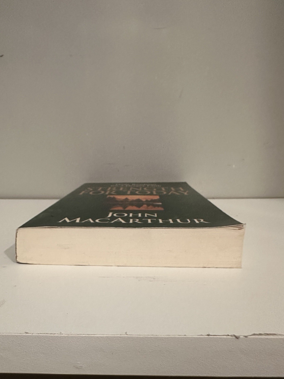 John MacArthur Strength for Today Daily Readings Deeper Faith Crossway 2002 PB