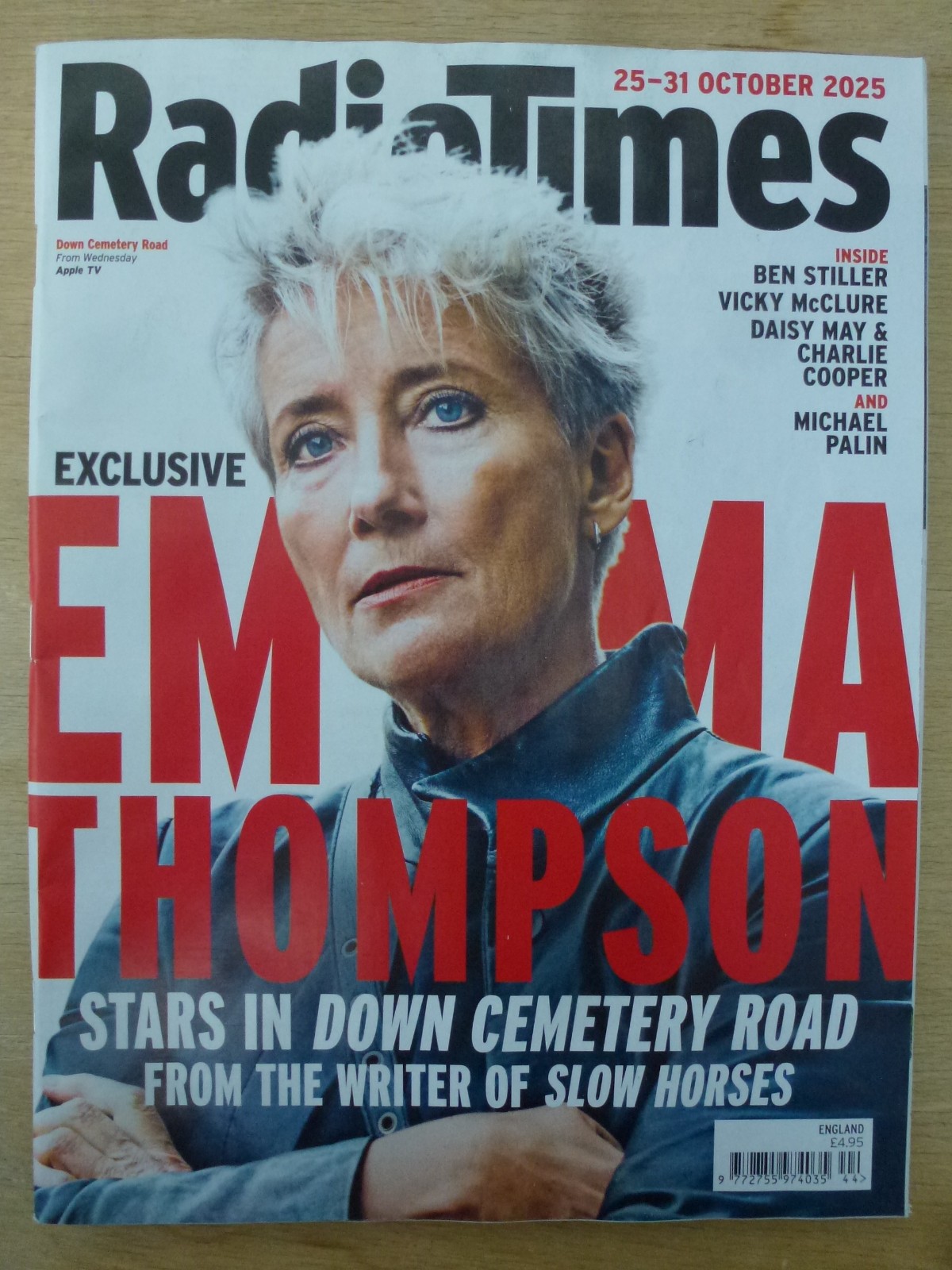 RADIO TIMES 25-31 OCT 2025 – EMMA THOMPSON STARS IN DOWN CEMETERY ROAD
