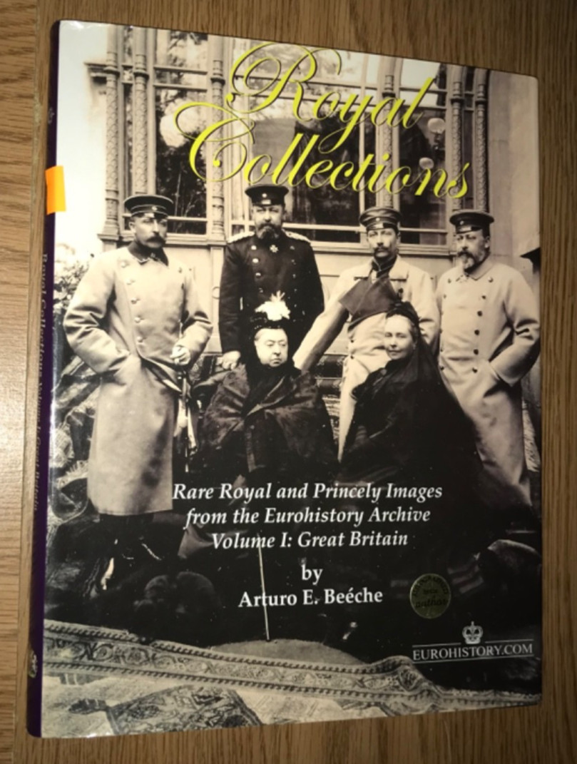 ROYAL COLLECTION VOLUME 1 GREAT BRITAIN HARDCOVER BOOK SIGNED BY ARTURO E BEECHE