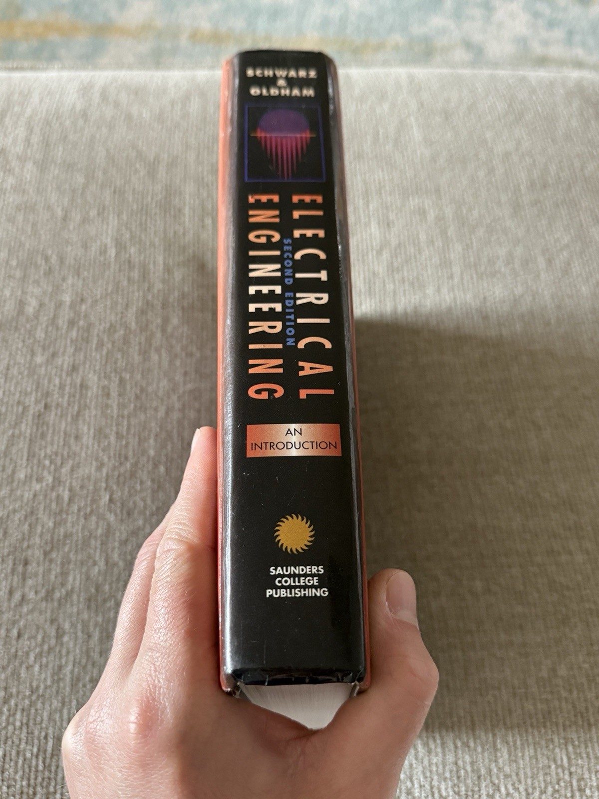 ELECTRICAL ENGINEERING: AN INTRODUCTION (THE OXFORD SERIES By Schwarz & Oldham