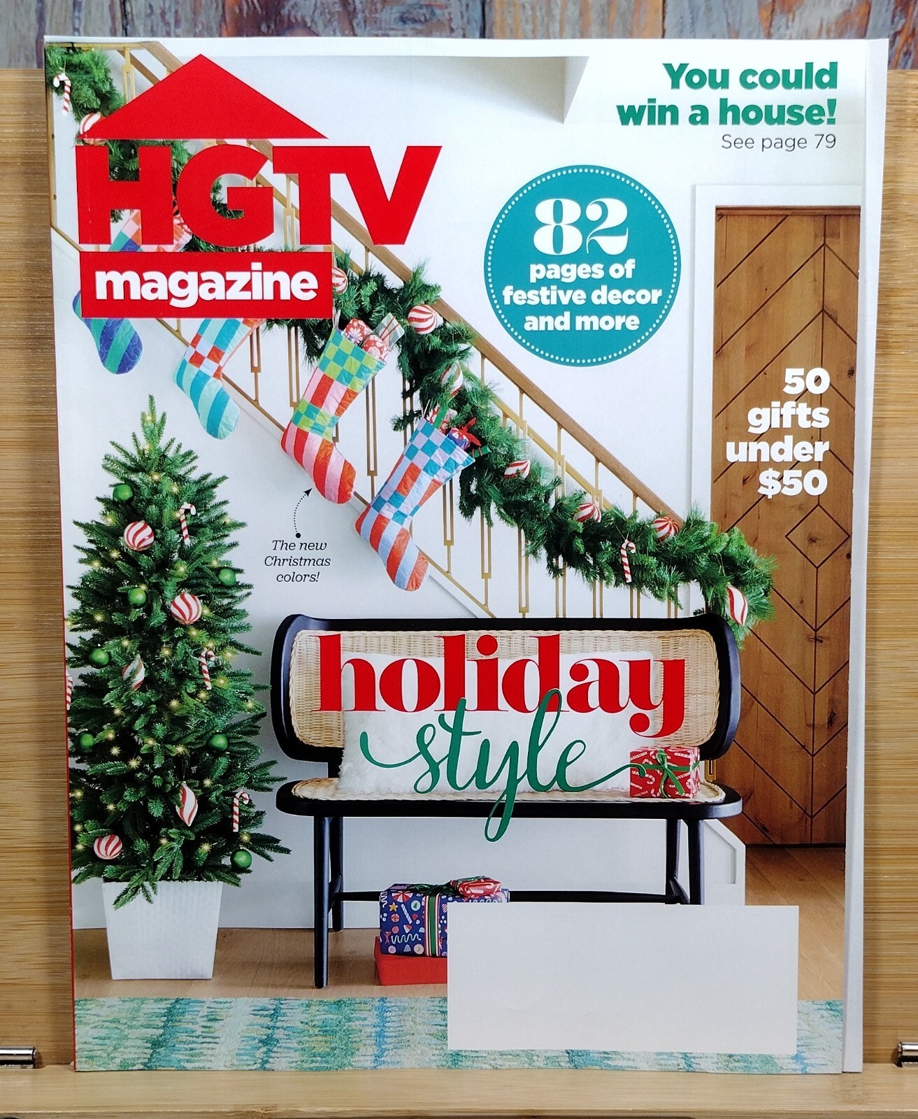 HGTV Magazine NOV/DEC 2023 Holiday Style 82 Pages of Festive Decor & More