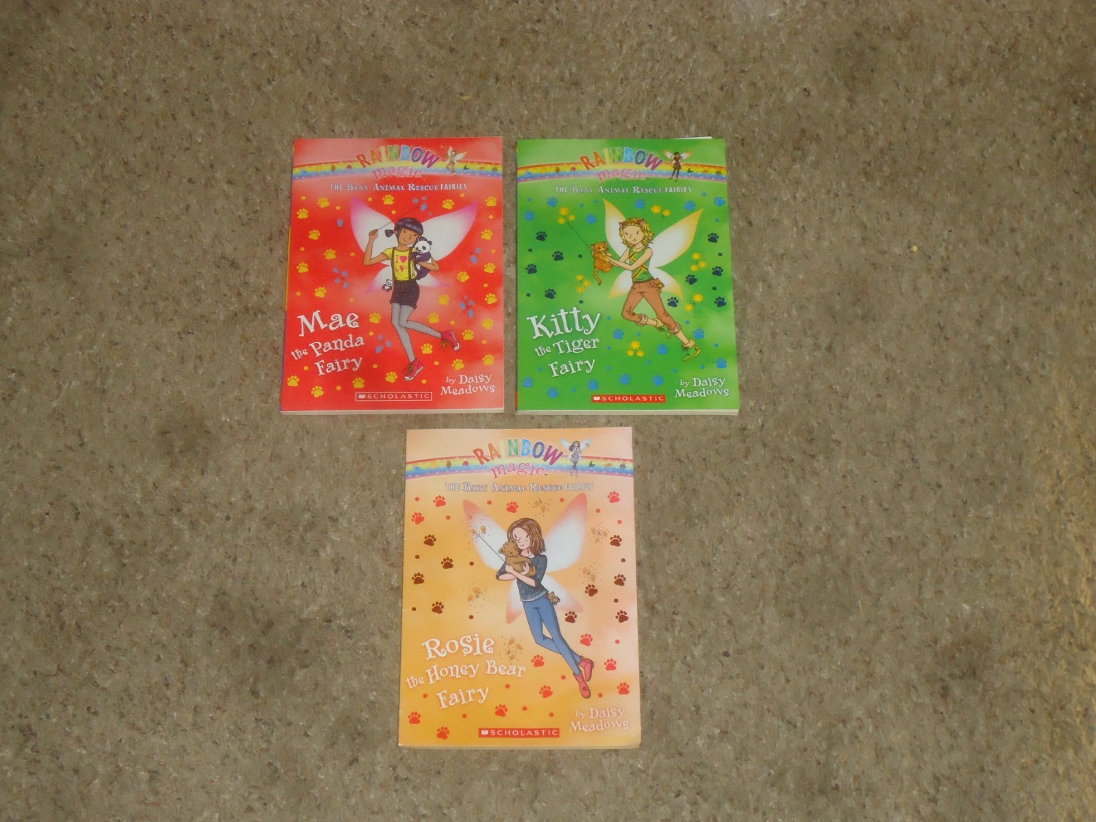 Lot 87 Rainbow Magic & Magic Animals Books Daisy Meadows Fairies