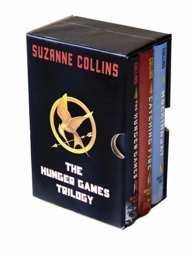 Hunger Games Trilogy Boxed Set Set by Suzanne Collins (2010, Box or Slipcased)