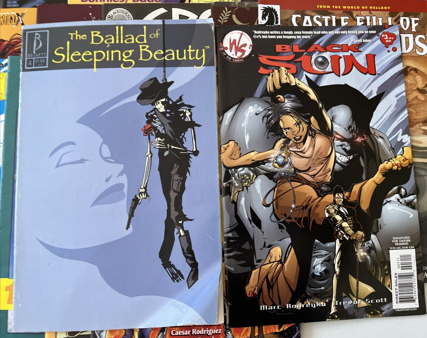 COMIC BOOK LOT. 50 VARIOUS TITLES/PUBLISHERS. SOME KEYS. MOST HIGH GRADE.