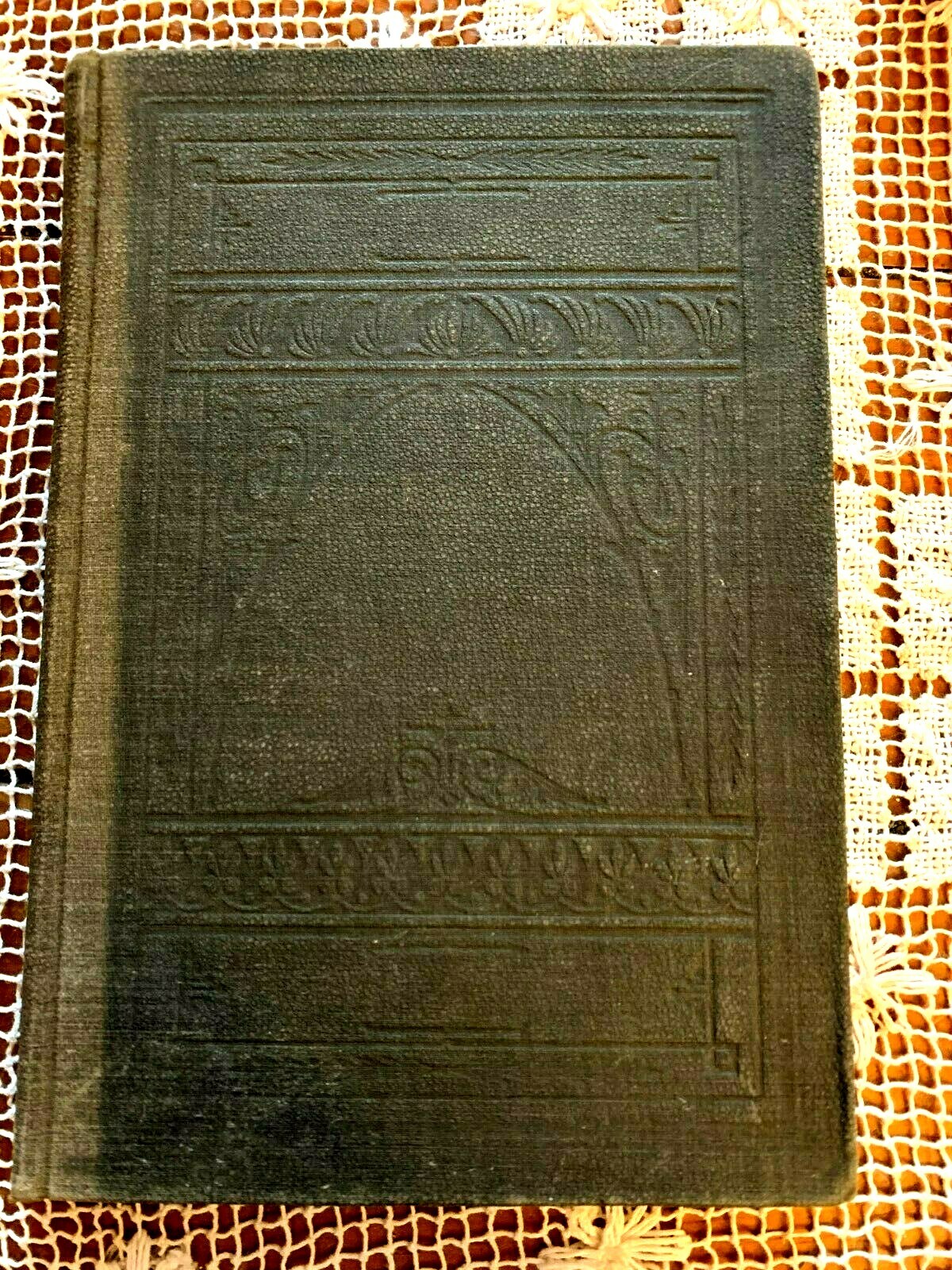 SARTOR RESARTUS Thomas Carlyle HC Early 20th or Late 19th Century