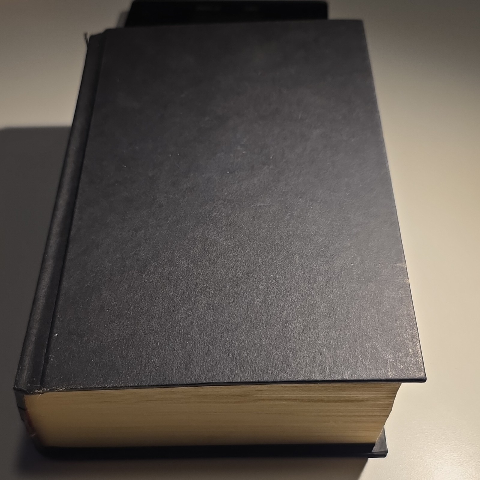 Stephenie Meyer Breaking Dawn Twilight Saga Hardcover 2008 Little, Brown DJ