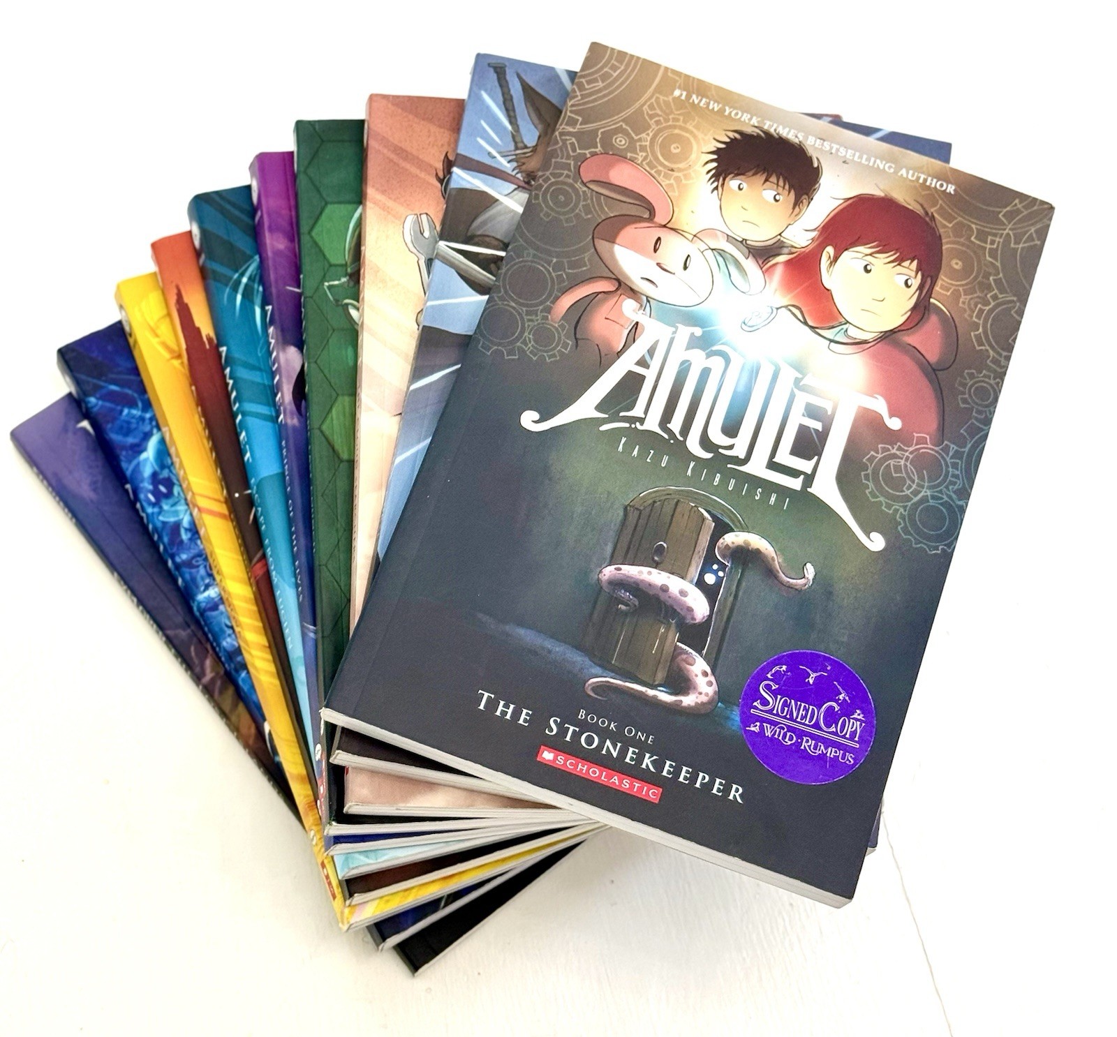 Complete Set 1-9 AMULET + 1 Graphic Novels SIGNED Kazu Kibuishi UNREAD Book lot