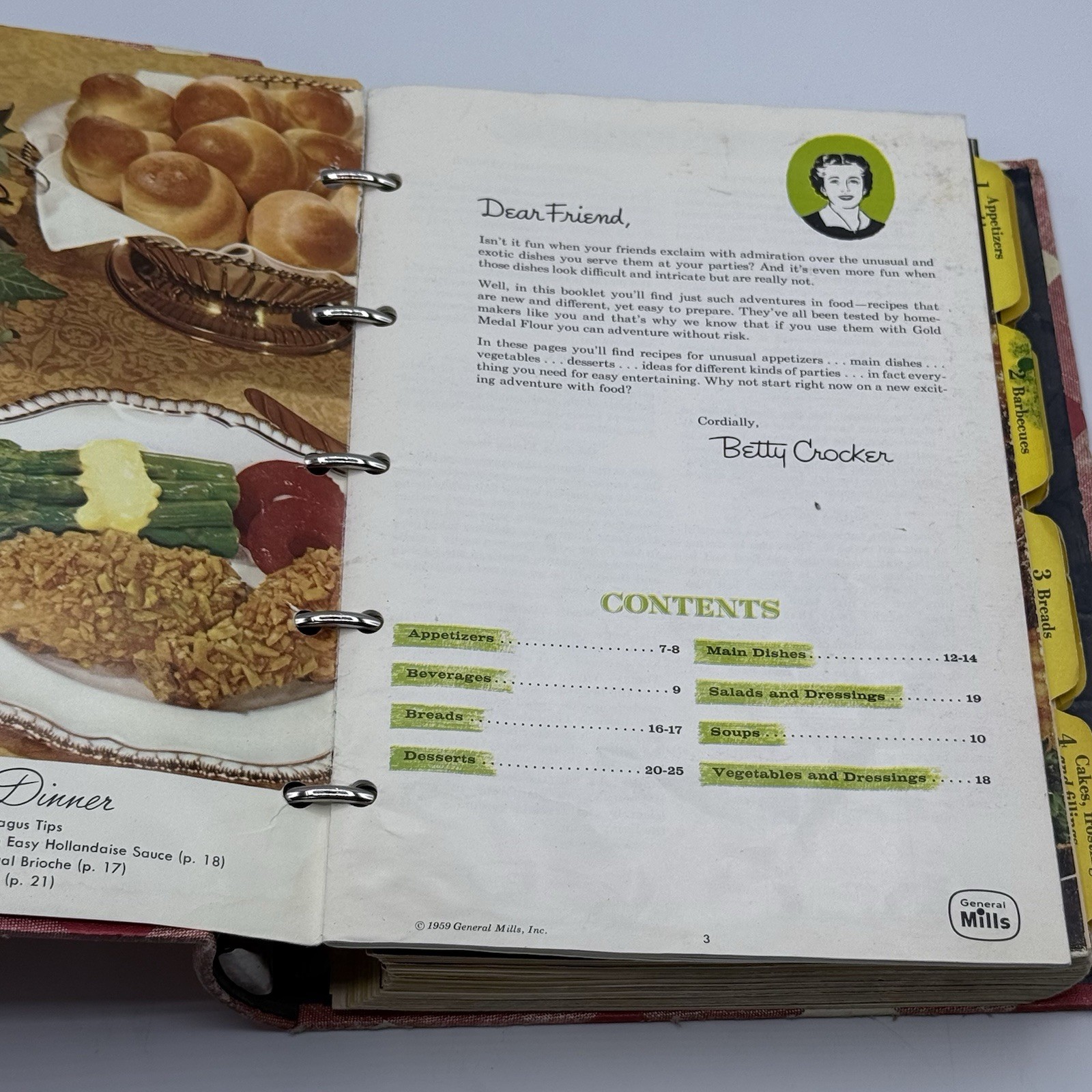 Better Homes and Gardens New Cookbook 5 Ring Binder 400 Pages 1959