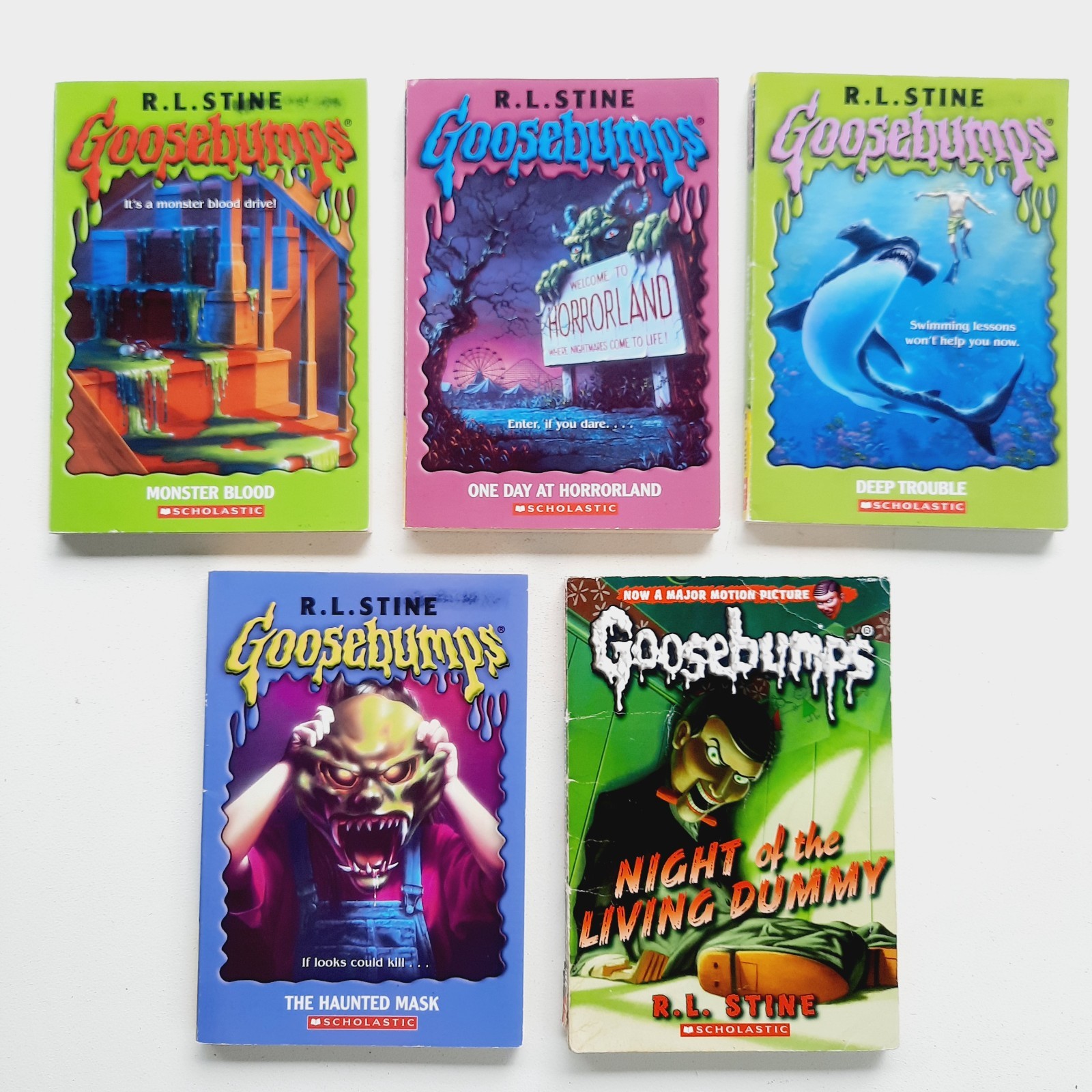 Goosebumps by R.L. Stine Scholastic Paperback Books Lot of 5