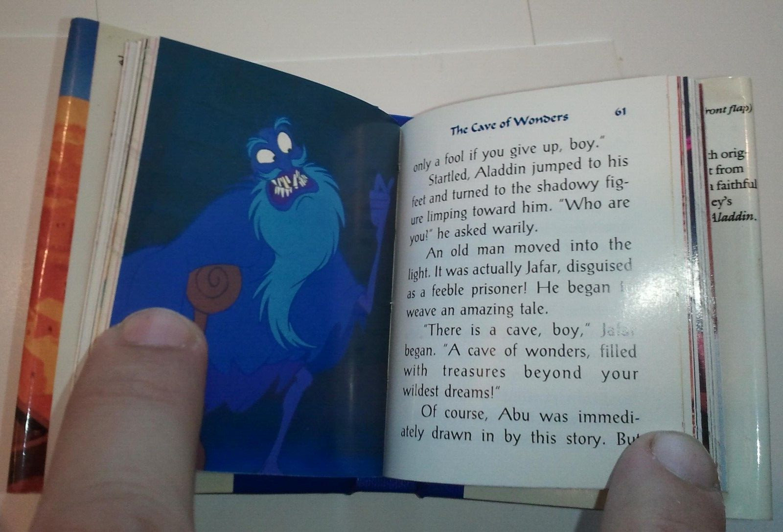 Disney’s Aladdin Mini HC Book w/ Color art from Movie Running Press Miniature