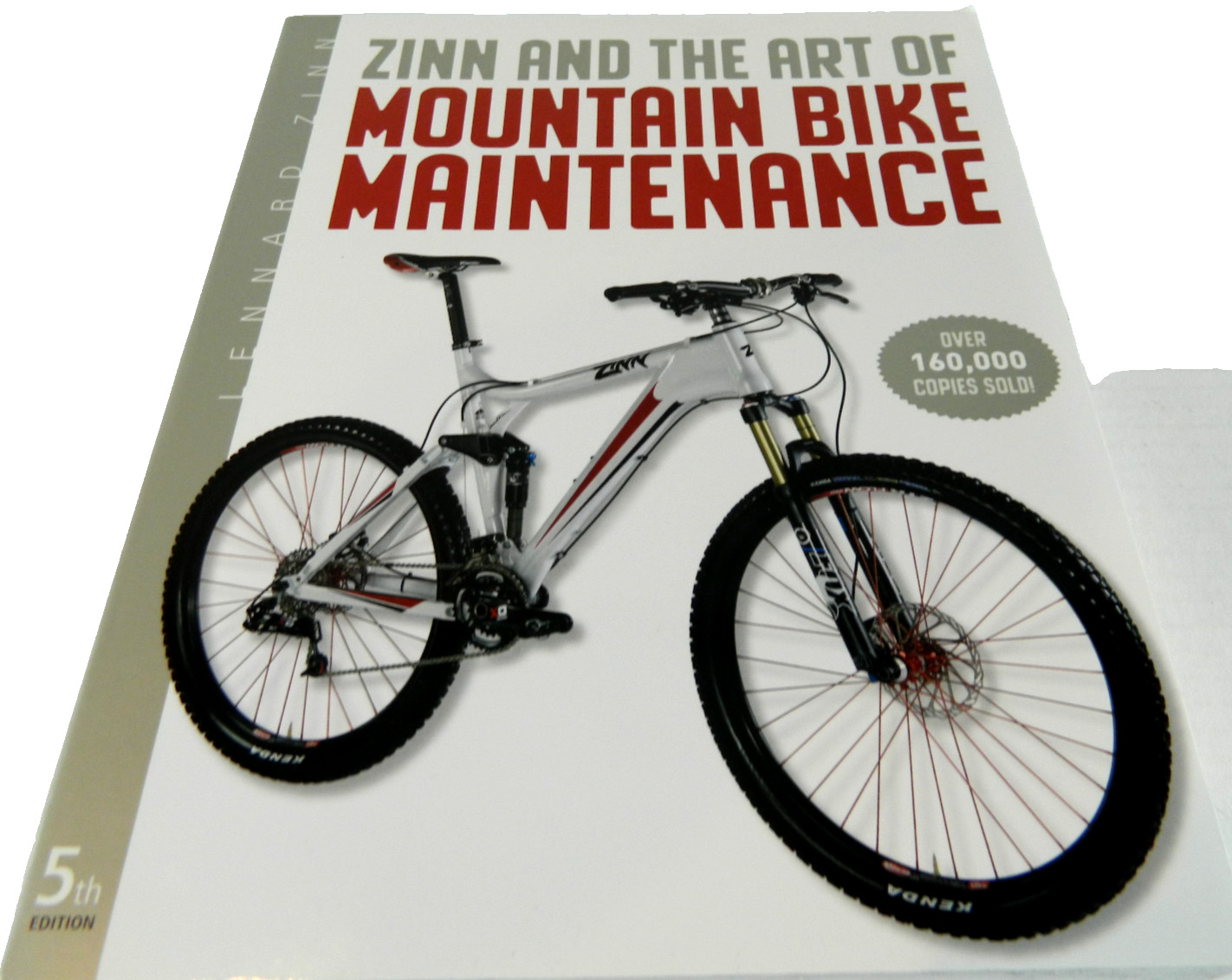Zinn and the Art of Mountain Bike Maintenance Lennard Zinn 436 Pages 5th Edition